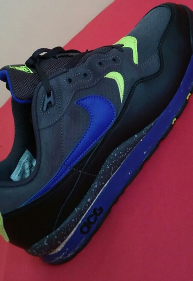 nike acg wildwood size 12